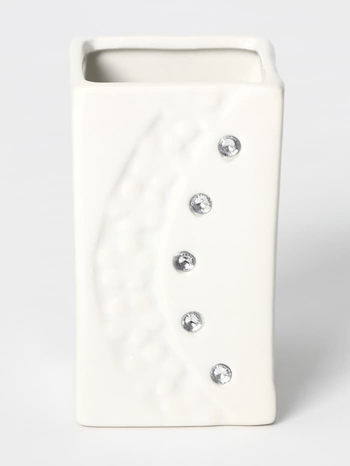 Аксессуары для ванной Доляна «Цветочный барельеф», 4 предмета, дозатор 270 мл, мыльница, 2 стакана 210 мл, белые