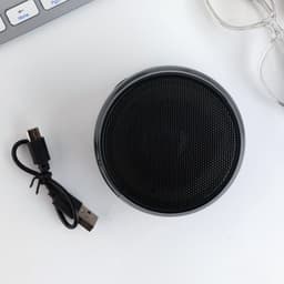 Портативная колонка, с подсветкой мод. PS-01, 8×6 см