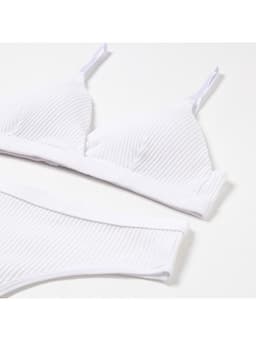 Комплект нижнего белья женский (топ, трусы) Collorista, белый, размер 46-48