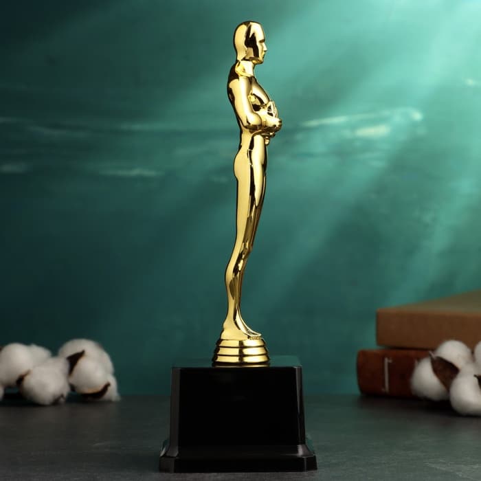 Кубок наградной с фигуркой «Оскар», 9×6×25 см
