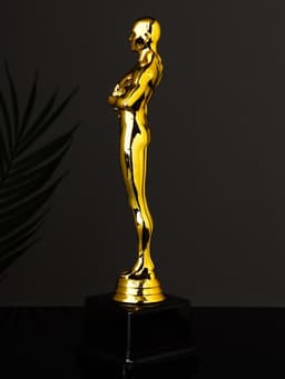 Кубок наградной с фигуркой «Оскар», 9×6×25 см