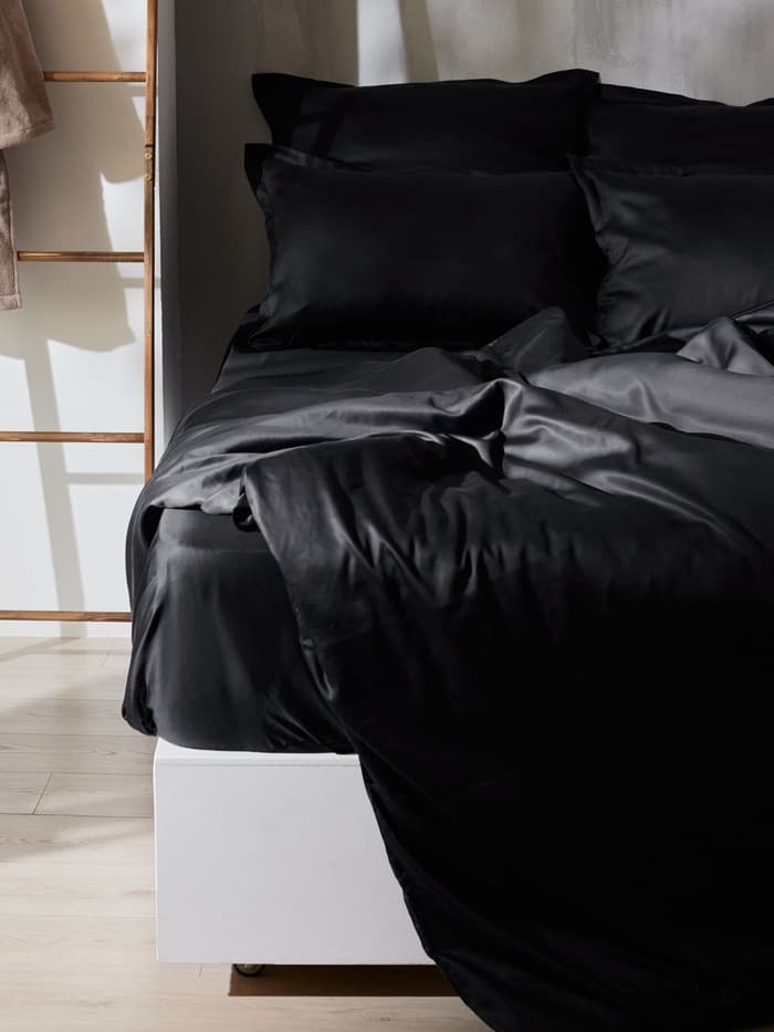 Простыня на резинке 1.5-спальная SL Home Tencel, 140×200+30 см, тенсель, чёрная