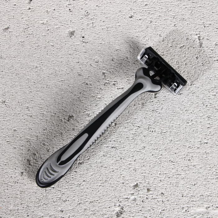 Подарочный набор «23 Февраля», гель для бритья 110 мл и бритва, HARD LINE