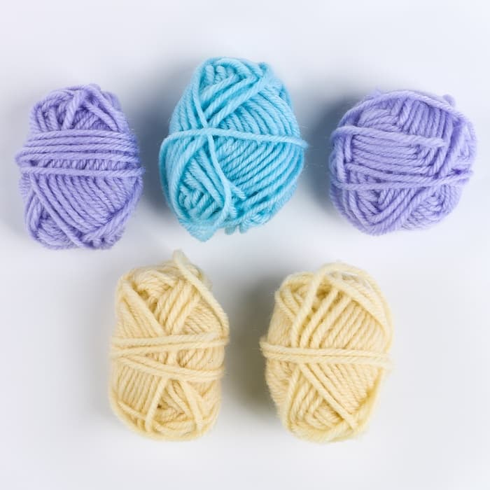 Цветы своими руками из помпонов «Букет весенний», набор для творчества