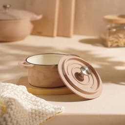 Кастрюля SL Home «Андалусия», 750 мл, d=14 см, h=7 см, с крышкой, на деревянной подставке, эмалированное покрытие, индукция, чугун, бежевая