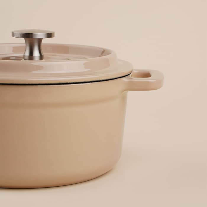 Кастрюля SL Home «Андалусия», 750 мл, d=14 см, h=7 см, с крышкой, на деревянной подставке, эмалированное покрытие, индукция, чугун, бежевая