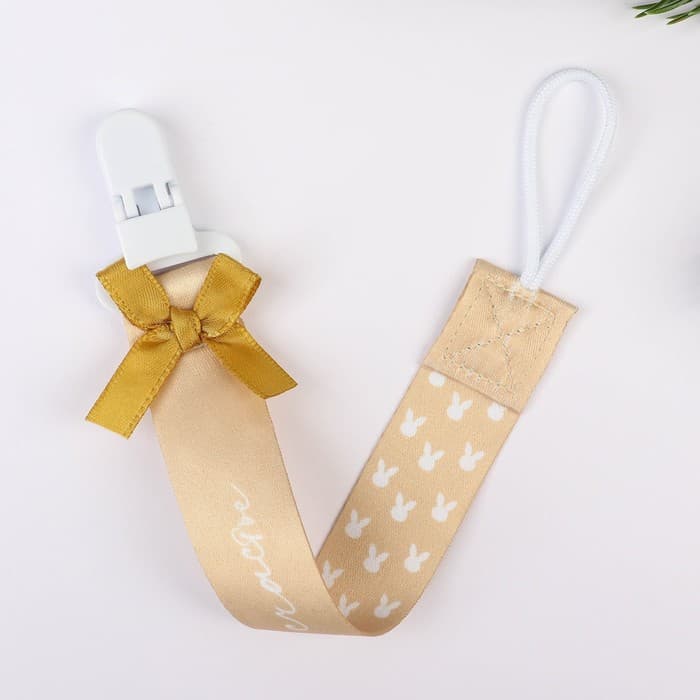 Подарочный набор новогодний M&B «Наше счастье»: соска-пустышка ортодонт., от 6 мес., и держатель на ленте, подарочная упаковка