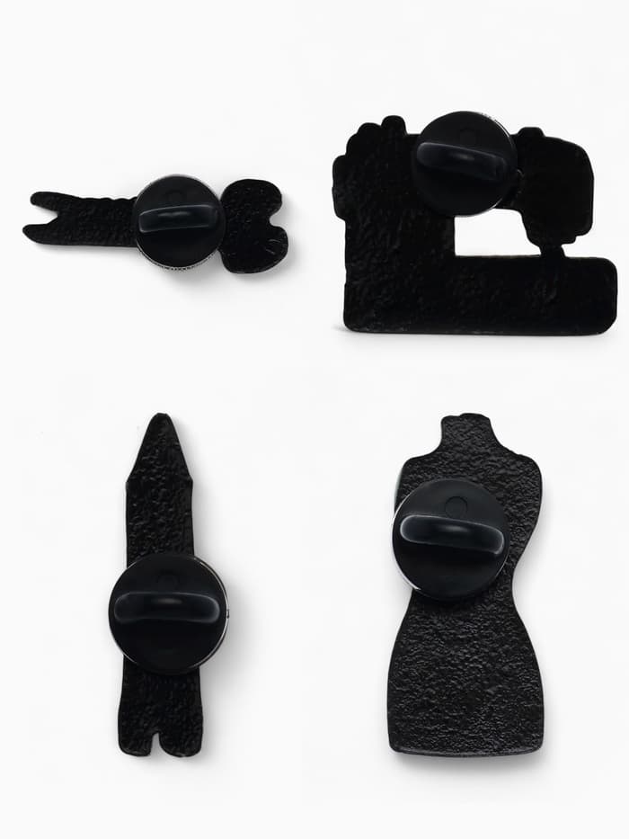 Набор значков (4 шт.) «Швея», цветной в чёрном металле