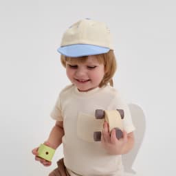 Кепка детская «Крошка Я», размер 46-48, бежевая, голубая