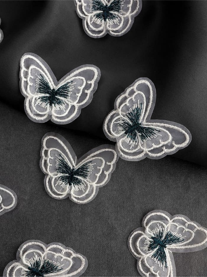 Аппликация для одежды «Бабочка», текстильная, 5×4 см, 10 шт., зеленая, белая