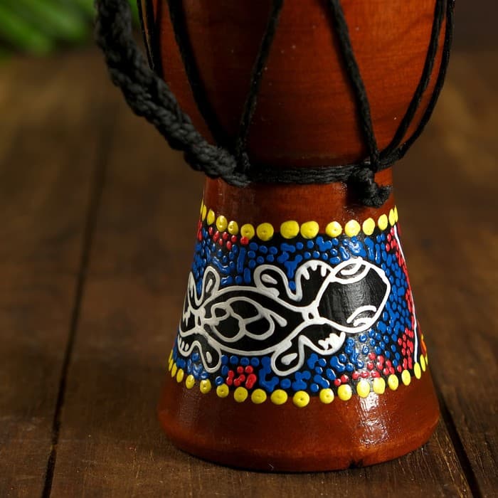 Сувенирный музыкальный инструмент «Барабан Джембе», 15×9.5×9.5 см, МИКС