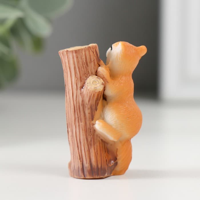 Фигурка полистоун «Озорная белочка», 2×5×4 см, МИКС