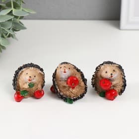 Фигурка полистоун «Ёжик с яблоком», 3.8×4.7×4.4 см, МИКС