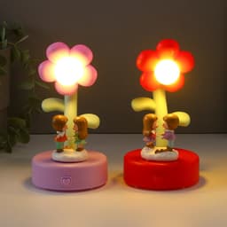 Фигурка светящаяся «Малыши под цветочком», 8×8×15 см, МИКС