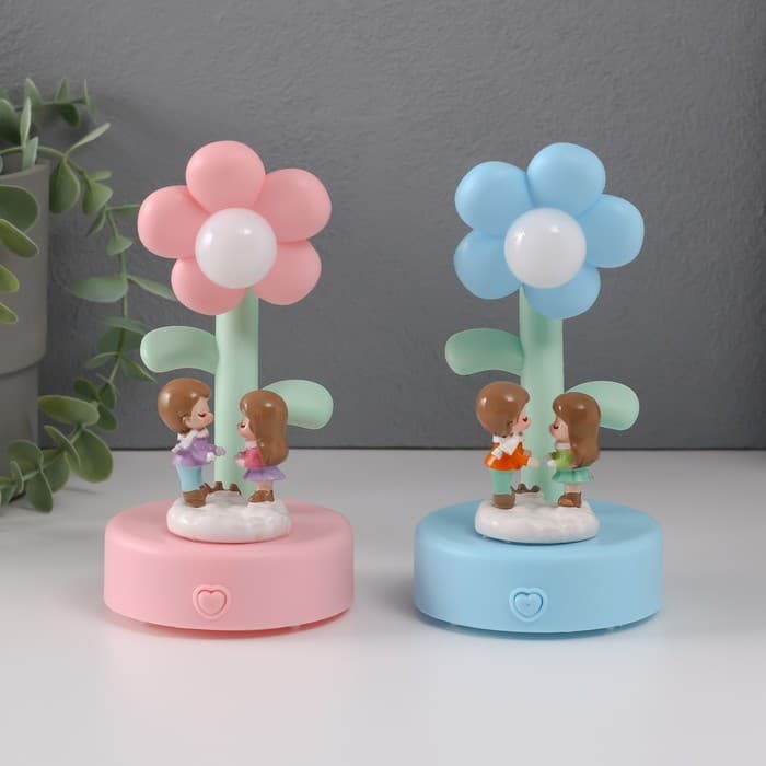 Фигурка светящаяся «Малыши под цветочком», 8×8×15 см, МИКС