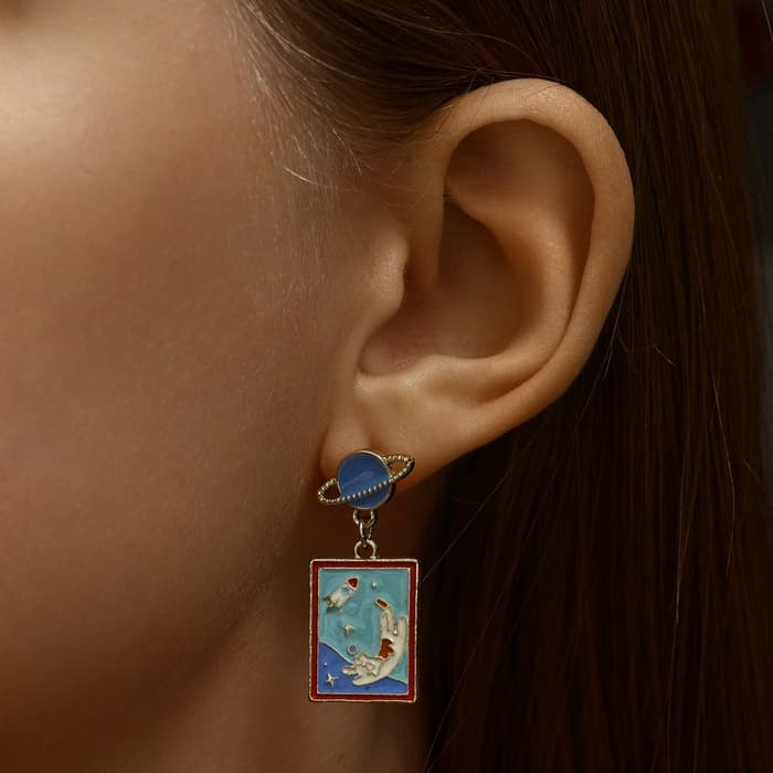 Серьги с эмалью «Космос» и коты, цвет бело-синий в золоте