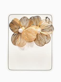 Серьги с жемчугом «Цветы», лёгкие, белые в золоте