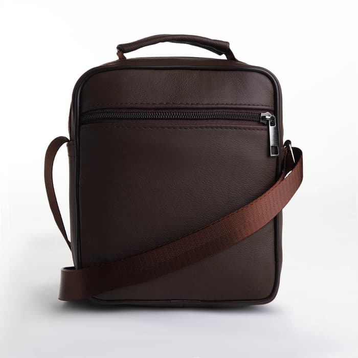 Сумка кросс-боди мужская на молнии, с ручкой, 3 наружных кармана, 17×8.5×20 см, коричневая