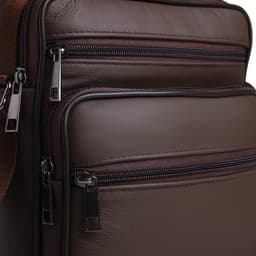 Сумка кросс-боди мужская на молнии, с ручкой, 3 наружных кармана, 19×8.5×25 см, коричневая