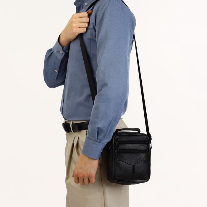 Сумка мужская, на плечо, 3 наружных кармана, с ручкой, чёрная