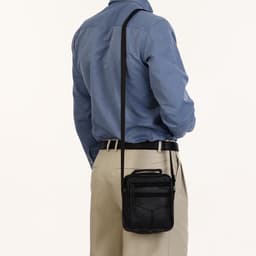 Сумка мужская, на плечо, 3 наружных кармана, с ручкой, чёрная