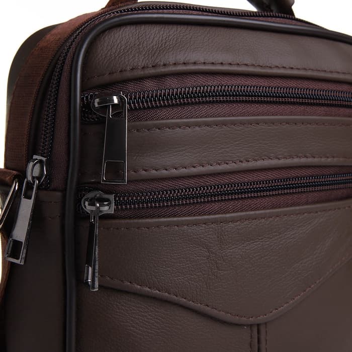 Сумка кросс-боди мужская на молнии, с ручкой, 3 наружных кармана, 17×5.5×20 см, коричневая