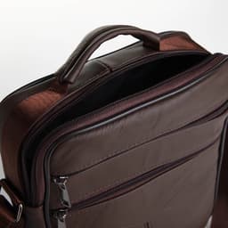 Сумка кросс-боди мужская на молнии, с ручкой, 3 наружных кармана, 19×5.5×25 см, коричневая