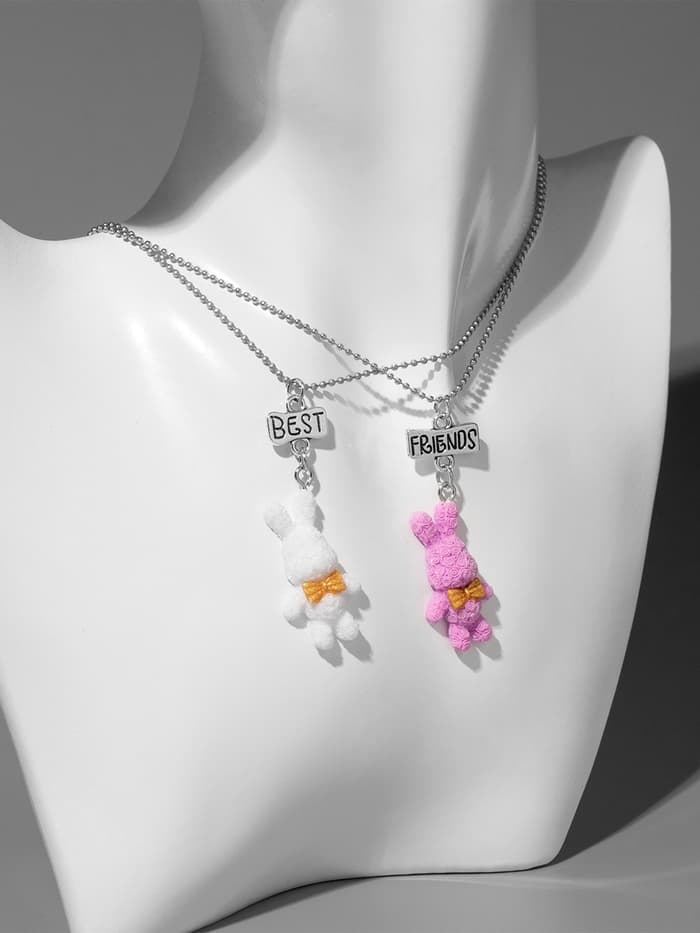 Кулоны парные на цепочке «Зайцы», бело-розовые в серебре, 40 см