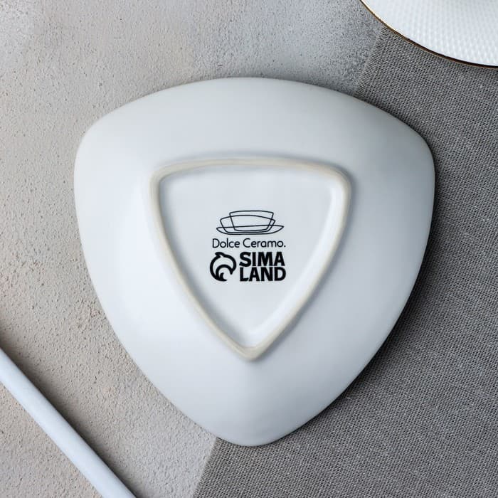 Тарелка керамическая «Мишка», 13.5×13.5 см, бежевая