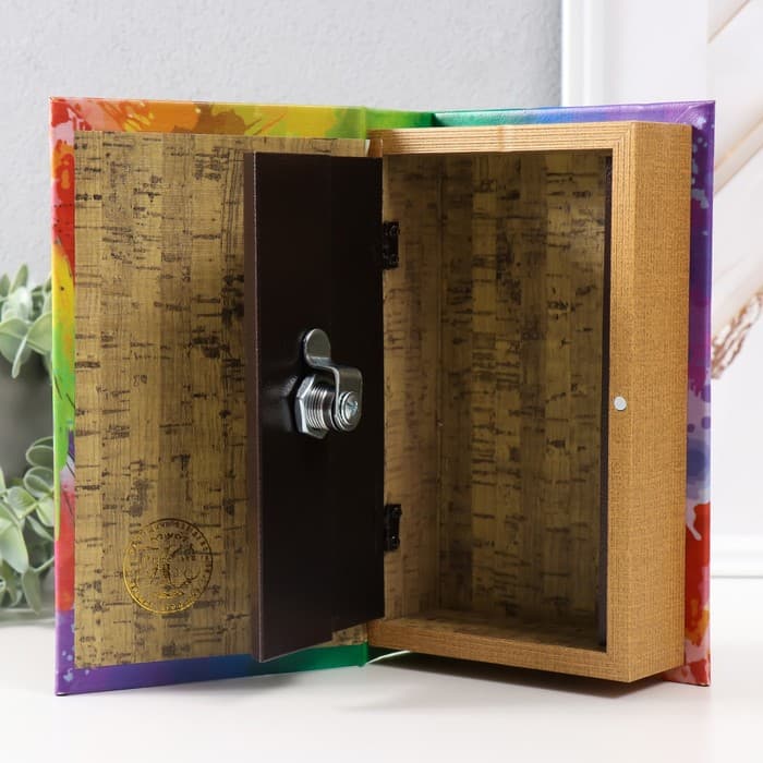 Шкатулка книга - сейф «Портрет девушки. Пятна краски», дерево, искусственная кожа, тиснение, 21×13×5 см