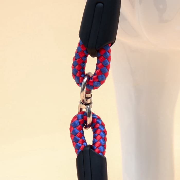 Ринговка для собак, 150×0.6 см, с вертлюгом, красная, синяя