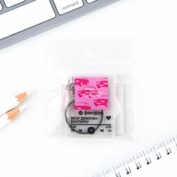 Брелок для ключей акриловый плеер «Везу девочку бунтарку», 3.5×10 см