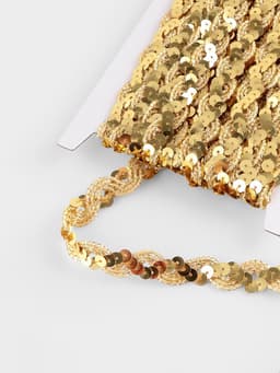 Тесьма декоративная с пайетками, 15 мм, 9.1±0.5 м, цвет золотой