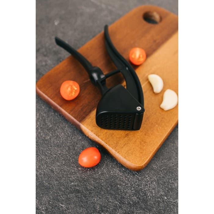 Пресс для чеснока Magistro Alum black, 18.5, с выталкивателем косточек, чёрный