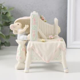 Сувенир музыкальный механический «Зайчик с ретро фотоаппаратом», керамика, 8.5×10.5×11 см