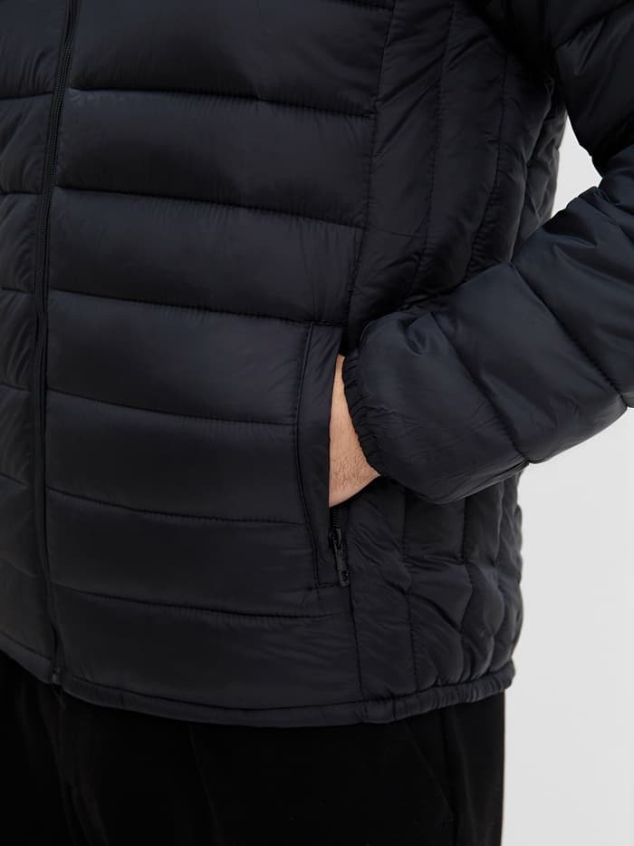 Куртка мужская на молнии Collorista, размер 50, чёрная