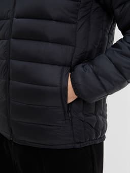 Куртка мужская на молнии Collorista, размер 50, чёрная