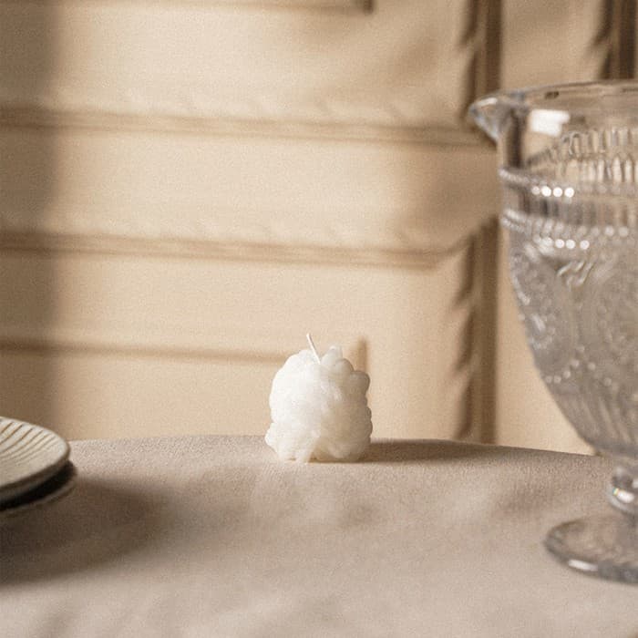 Свеча восковая, 5.5×5.5 см