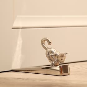 Стоппер дверной «Киска», 15×3.5×9 см, алюминий