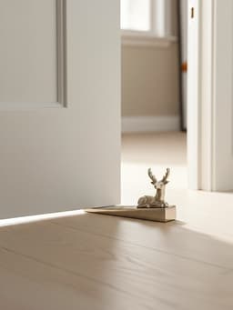 Стоппер дверной «Олень», 16.5×5×9 см, алюминий