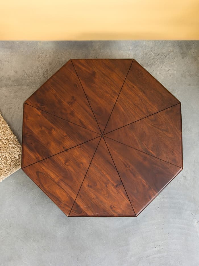 УЦЕНКА Столик журнальный, 85×85×31 см, манговое дерево