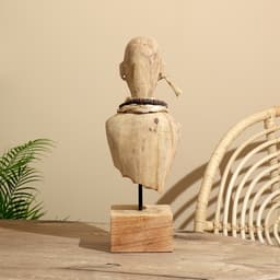 Сувенир на подставке «Бюст», 17×12.5×44 см, манговое дерево