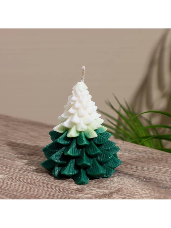 Свеча новогодняя «Ёлка», 5×5×9.5 см, соевый воск