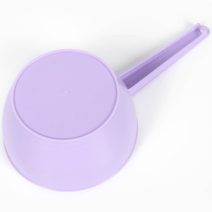 Ковш пластиковый для купания и мытья головы, детский банный ковшик, 1 л., лаванда