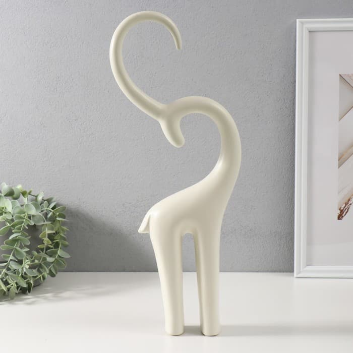 Фигурка керамика «Антилопа», белый, 6×13×47.5 см