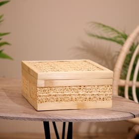 Шкатулка плетёная с крышкой, 25×25×12 см, бамбук
