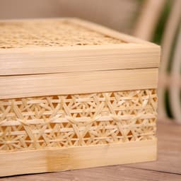 Шкатулка плетёная с крышкой, 25×25×12 см, бамбук