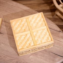 Шкатулка плетёная с крышкой, 25×25×12 см, бамбук