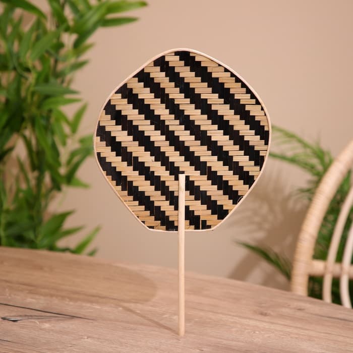 Опахало из бамбука, 23×1×33 см