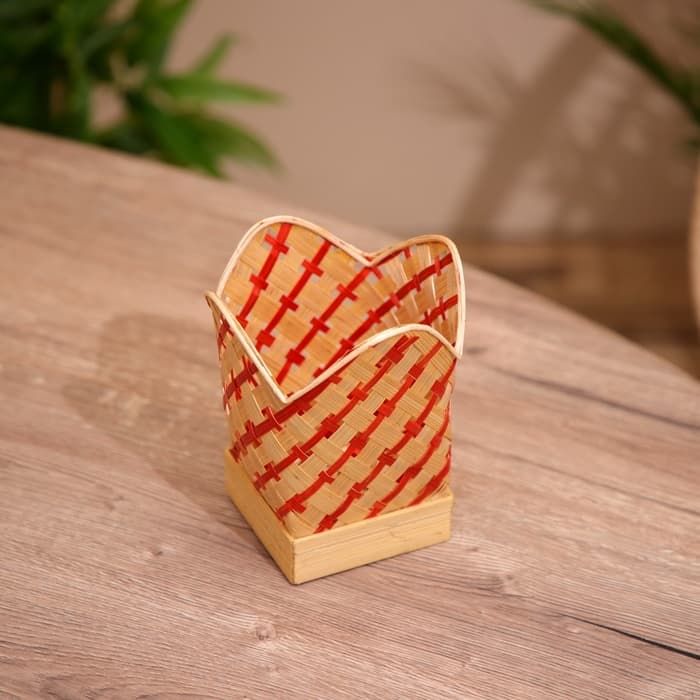 Салфетница плетёная, из бамбука 9×9×14 см